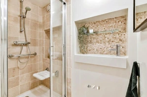 Slider mini douche personne âgée