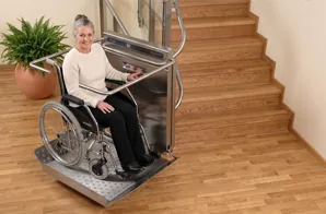 Slider mini plateforme monte escalier tournant